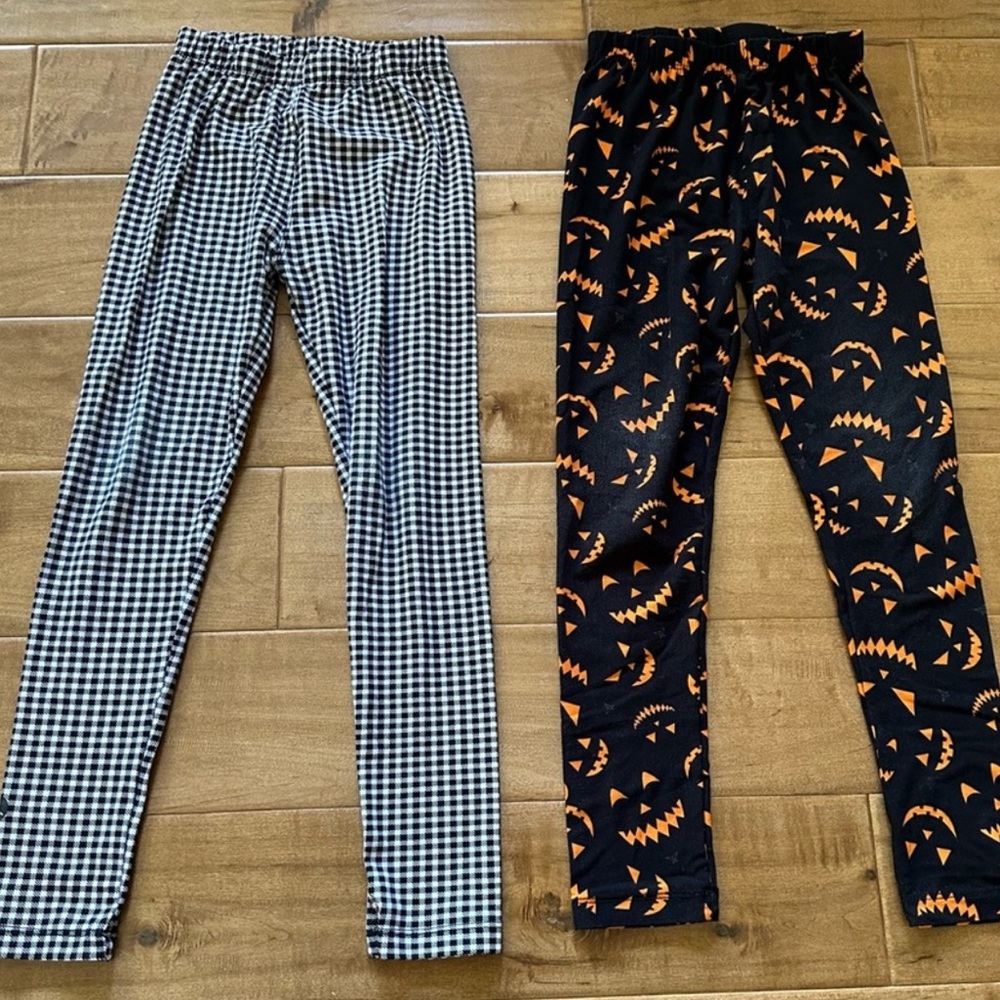 SweetLegs Kids Leggings in Halloween and Black / White Retro Checker Prints
